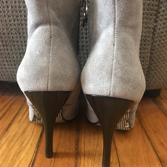 Harajuku Lovers Gwen Stefani Ankle Boots Open Cut Out Grey Gray Suede Leather 9 - Picture 12 of 16